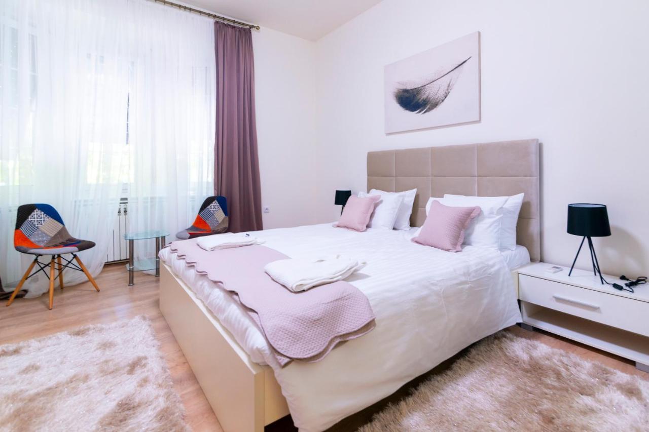 Jevrejska - Central Apartment With Free Parking Novi Sad Exteriör bild
