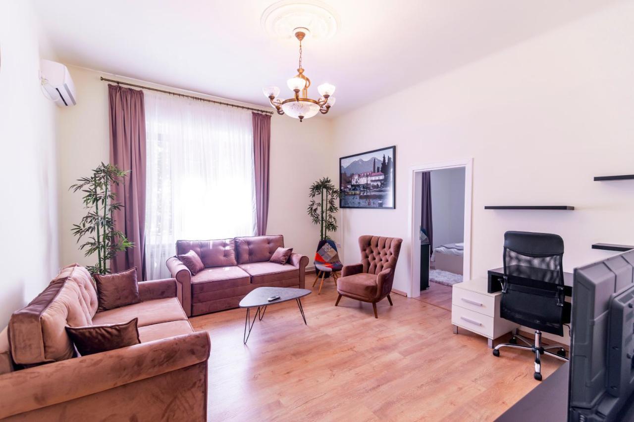 Jevrejska - Central Apartment With Free Parking Novi Sad Exteriör bild